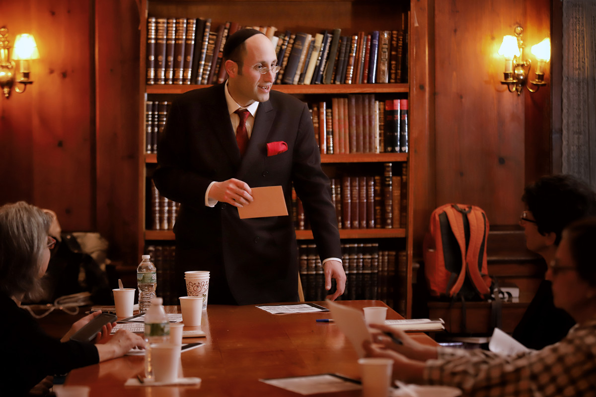 Shabbat Afternoon Class with Rabbi Soloveichik